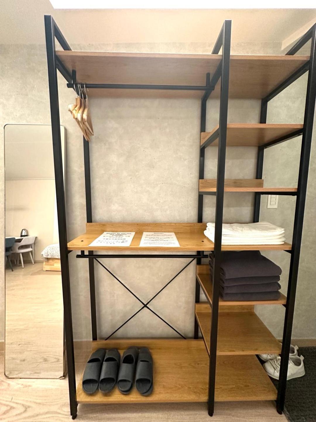 R Guesthouse Jongmyo Сеул Экстерьер фото